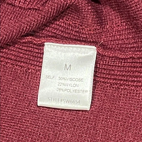 Chic Burgundy Sleeveless Sweater and Pant Set - Picture 6 of 13